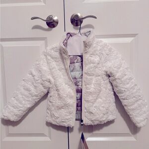 The North Face Girls Reversible jacket Size 6 New with tags